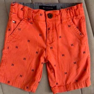 Tommy Hilfiger boys short size 4